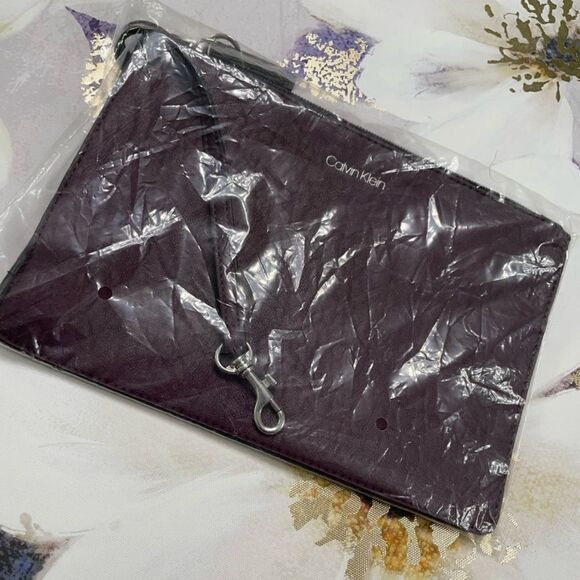 Calvin Klein 2pc Jane Tote - Picture 5 of 11